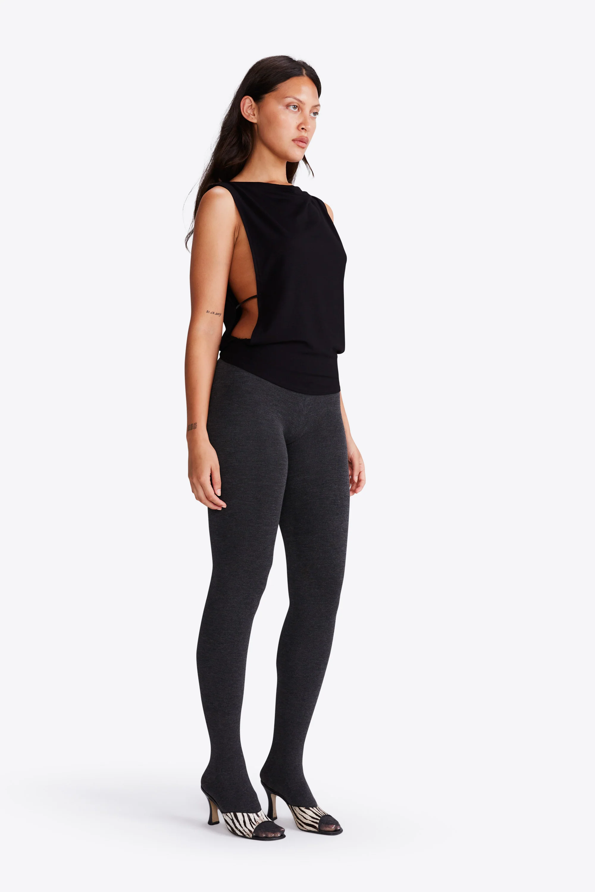 Mensa Top - Black - Image 4